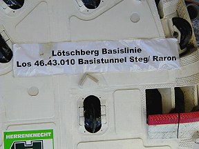 KVSCHEIBENDETAIL.JPG